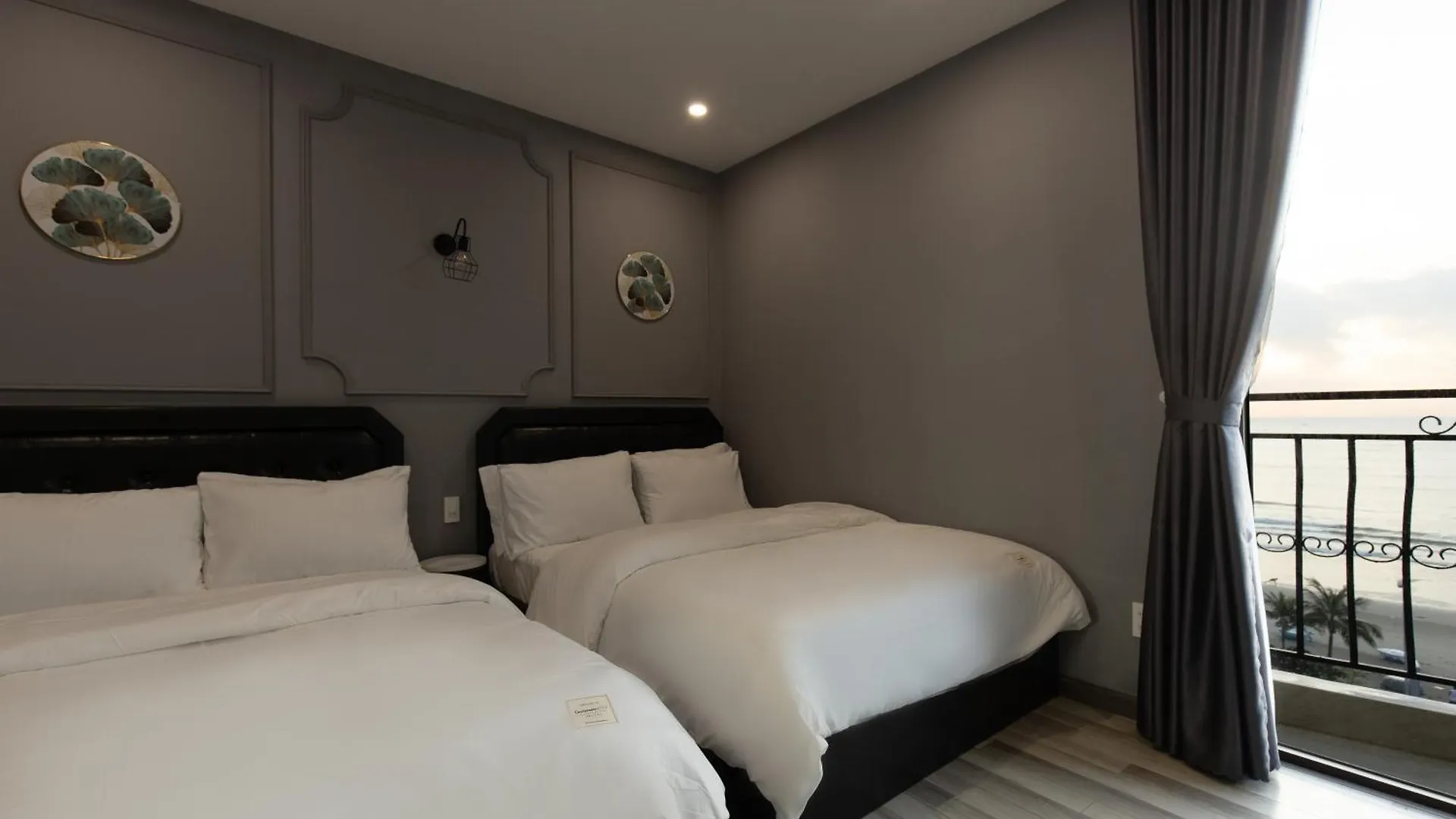 Mercury Beach Danang 0*, Дананг Вьетнам
